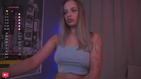 Snapshot of girl_peach_ chatting on 23, 9, 2025 Kate online show from 23, 9, 2025