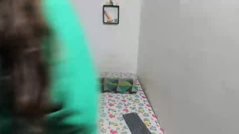 girl_sweet09 online show from 5, 11, 2025