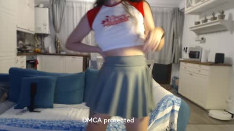 Girlfriend online show from 4, 1, 2025