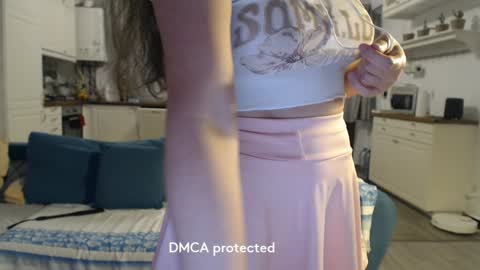 Girlfriend online show from 5, 1, 2025