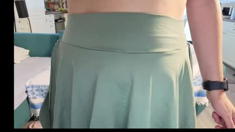 Girlfriend online show from 19, 10, 2025