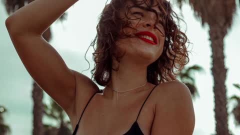 Snapshot of girlnextd00r_ chatting on 4, 12, 2024 Hanna online show from 4, 12, 2024