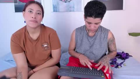 Snapshot of girls_inlove chatting on 14, 10, 2025 girls_inlove online show from 14, 10, 2025