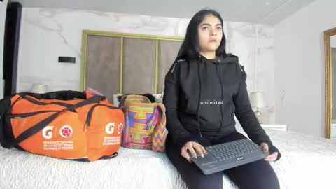 Snapshot of giselamaru chatting on 12, 2, 2026 online show from 12, 2, 2026