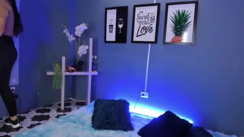 Snapshot of giselamaru chatting on 10, 3, 2026 online show from 10, 3, 2026