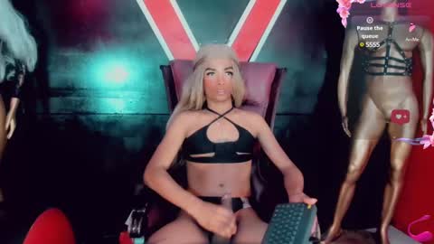 Snapshot of gisele_fox chatting on 15, 1, 2025 Gisel online show from 15, 1, 2025