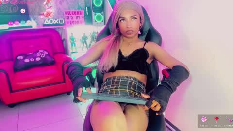 Snapshot of gisele_fox chatting on 26, 2, 2025 Gisel online show from 26, 2, 2025