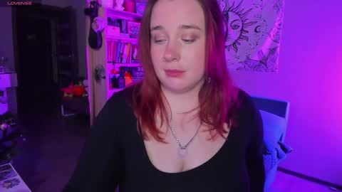 AlexaMillis online show from 5, 1, 2025