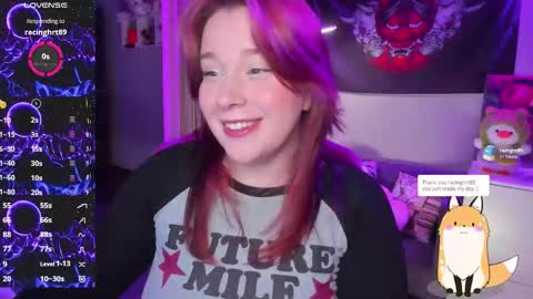 Snapshot of gitera_ chatting on 16, 10, 2025 AlexaMillis online show from 16, 10, 2025