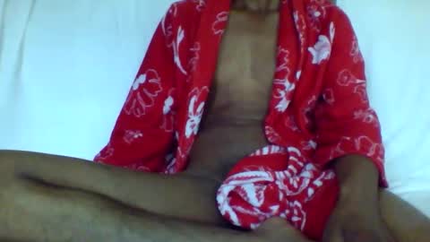 Snapshot of give_us_pleasure chatting on 16, 12, 2025 give_us_pleasure online show from 16, 12, 2025