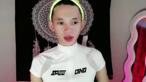 Snapshot of givemethrillx chatting on 11, 1, 2025 givemethrillx online show from 11, 1, 2025