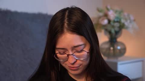 Agness online show from 1, 12, 2025