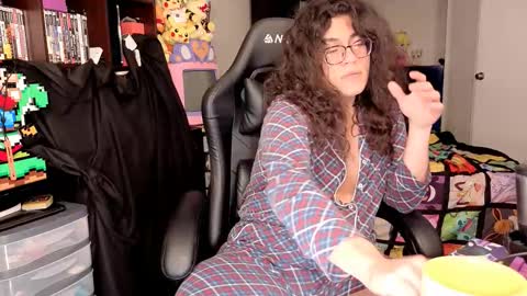 glaceon9 online show from 11, 2, 2026