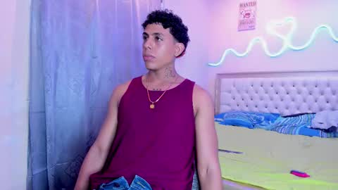 Snapshot of glader_guy chatting on 22, 9, 2025 only for you bby online show from 22, 9, 2025