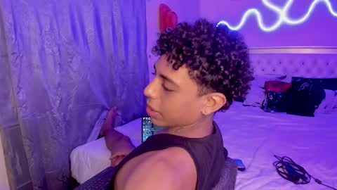 Snapshot of glader_guy chatting on 23, 10, 2025 only for you bby online show from 23, 10, 2025