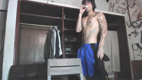 Snapshot of gladiattoor chatting on 22, 1, 2025 edward online show from 22, 1, 2025