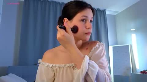Michelle online show from 18, 9, 2025