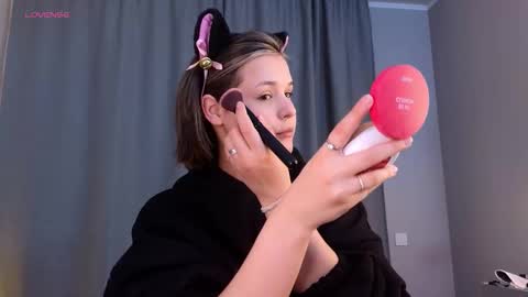 Michelle online show from 12, 10, 2025