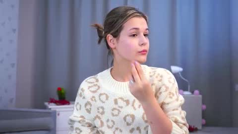 Michelle online show from 9, 11, 2025