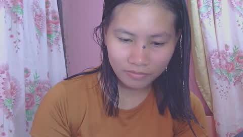 Snapshot of glamgoddess23 chatting on 20, 10, 2025 glamgoddess23 online show from 20, 10, 2025