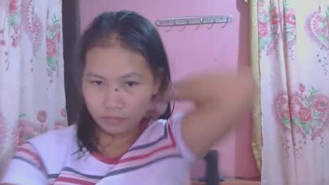 Snapshot of glamgoddess23 chatting on 28, 10, 2025 glamgoddess23 online show from 28, 10, 2025