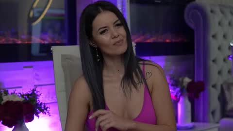 CharmingMom online show from 6, 11, 2025