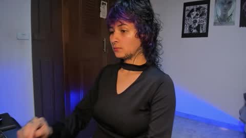 Snapshot of glitch_doll chatting on 3, 12, 2025 NYX online show from 3, 12, 2025