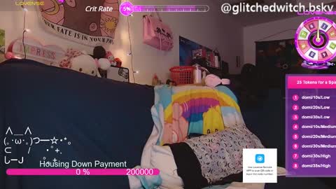 Glitch online show from 8, 1, 2025