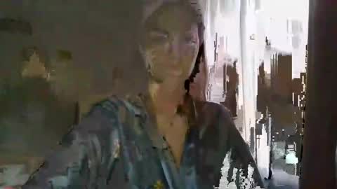 glitter_doll online show from 17, 1, 2025