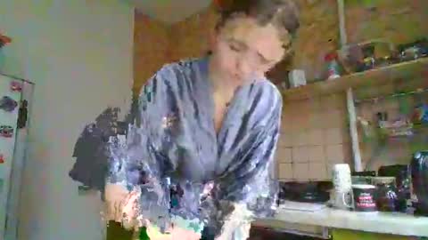 glitter_doll online show from 18, 1, 2025