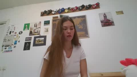 glitter_doll online show from 21, 1, 2025