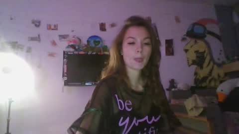 glitter_doll online show from 24, 1, 2025