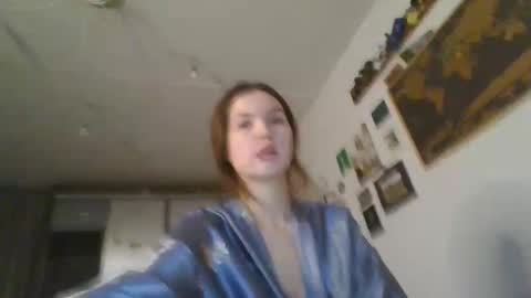 glitter_doll online show from 25, 2, 2025