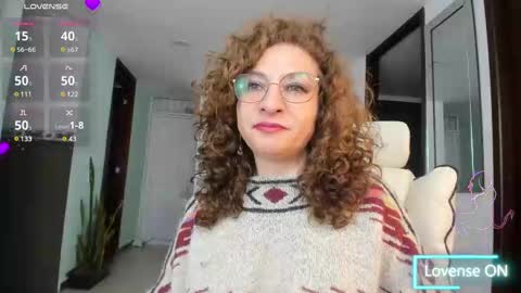 Snapshot of gloriacrespo chatting on 27, 2, 2025 gloriacrespo online show from 27, 2, 2025