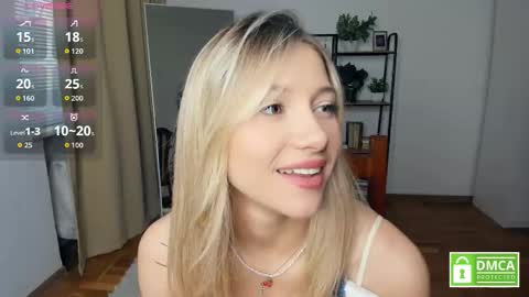 Snapshot of glossybabe_ chatting on 19, 10, 2025 Cherry online show from 19, 10, 2025