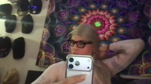 Glow Goddess online show from 11, 1, 2026