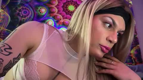 Glow Goddess online show from 19, 1, 2026