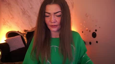 Snapshot of glow_kitten chatting on 3, 4, 2026 glow_kitten online show from 3, 4, 2026