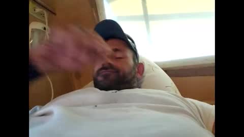 Snapshot of gman3883 chatting on 28, 10, 2025 Gman online show from 28, 10, 2025