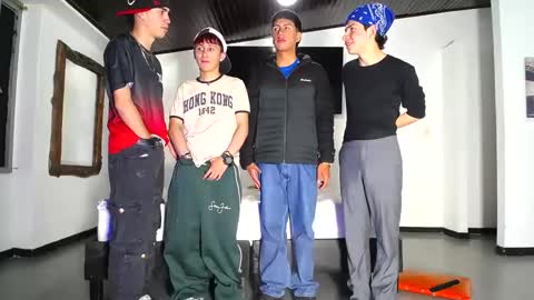 THOMAS AND DAMIAND online show from 9, 10, 2025