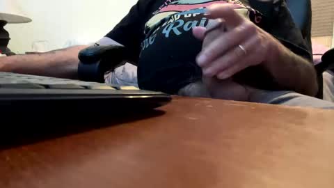 Snapshot of gngnxxx chatting on 4, 11, 2025 gngnxxx online show from 4, 11, 2025