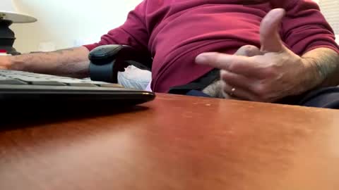 Snapshot of gngnxxx chatting on 19, 11, 2025 gngnxxx online show from 19, 11, 2025