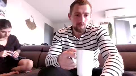 Snapshot of gnl_ chatting on 14, 12, 2025 gnl_ online show from 14, 12, 2025