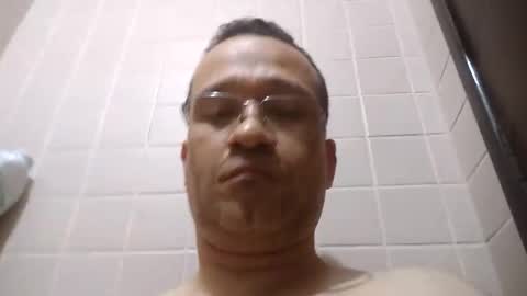 gocamtocam2000 online show from 12, 11, 2025