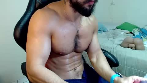 Snapshot of god_hunkules chatting on 10, 10, 2025 god hunkules online show from 10, 10, 2025