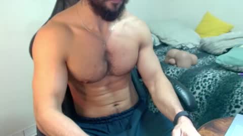 Snapshot of god_hunkules chatting on 18, 11, 2025 god hunkules online show from 18, 11, 2025