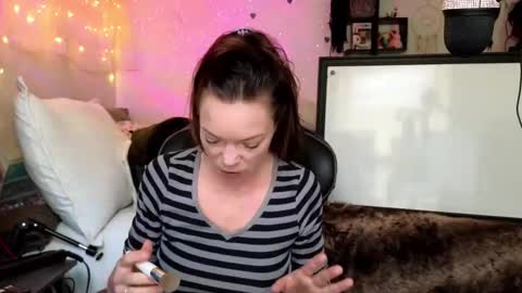 Snapshot of goddess_of_mars chatting on 18, 3, 2026 Patricia Mars Goddess of Mars twitter thegoddessmindy online show from 18, 3, 2026