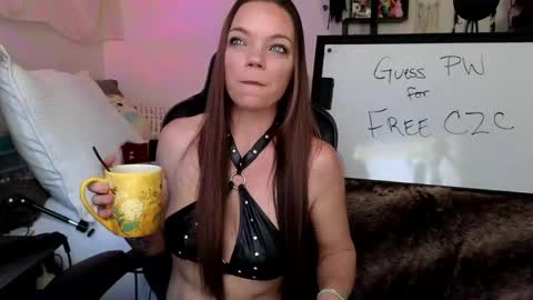 Snapshot of goddess_of_mars chatting on 19, 3, 2026 Patricia Mars Goddess of Mars twitter thegoddessmindy online show from 19, 3, 2026