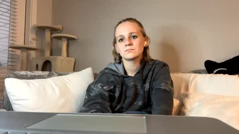 feyaa22 online show from 11, 12, 2024