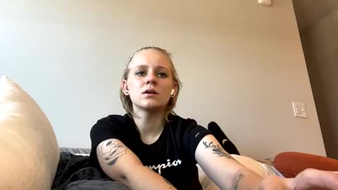 feyaa22 online show from 12, 12, 2024